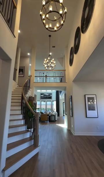 @Queen Matthews, Realtor®️