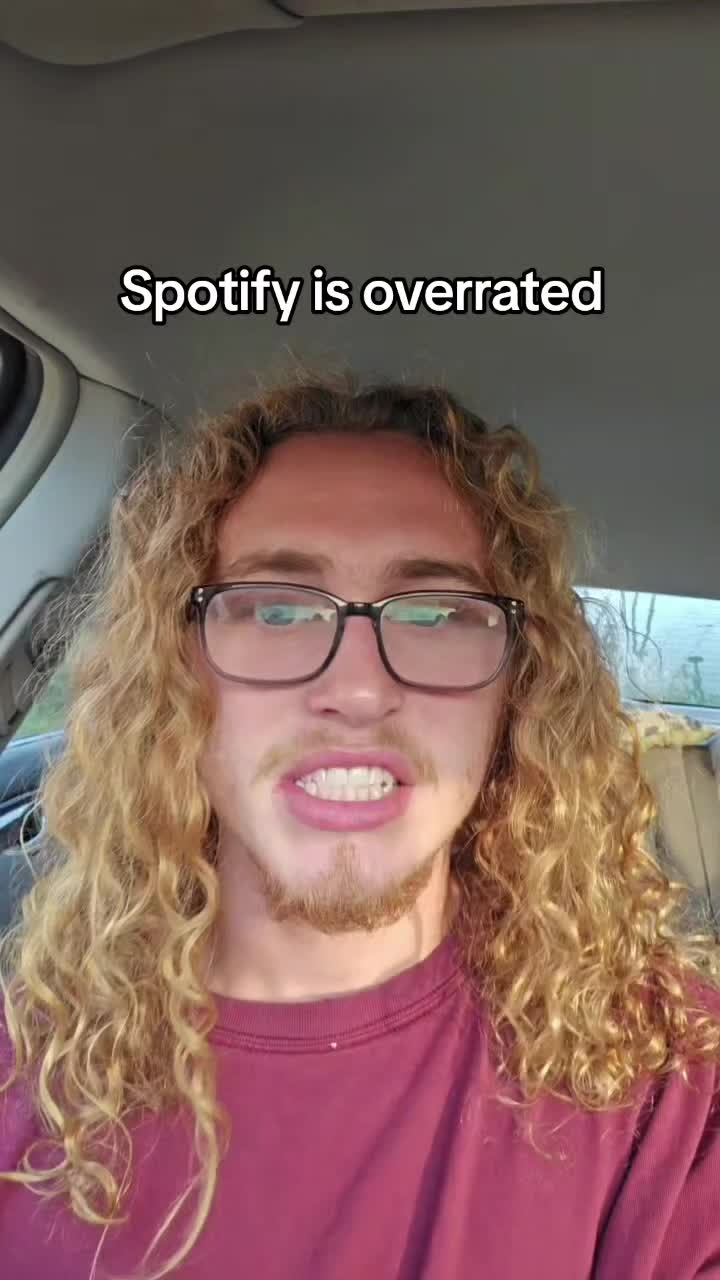 @GoldieGl0cks