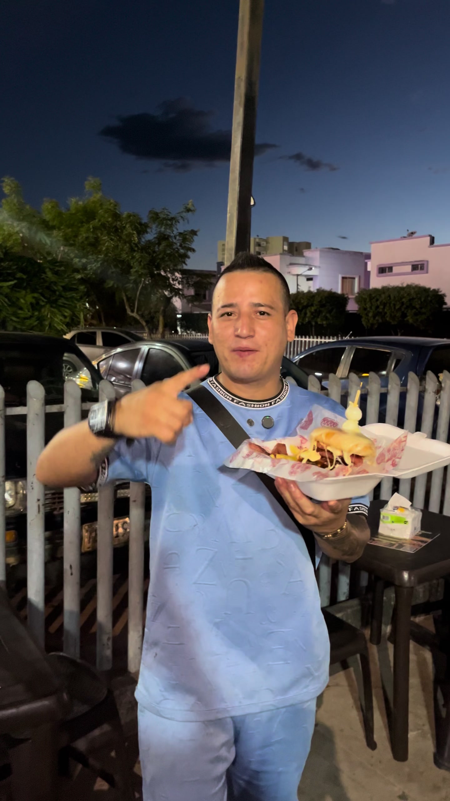 @La Rompe hueso 🦴  🍔