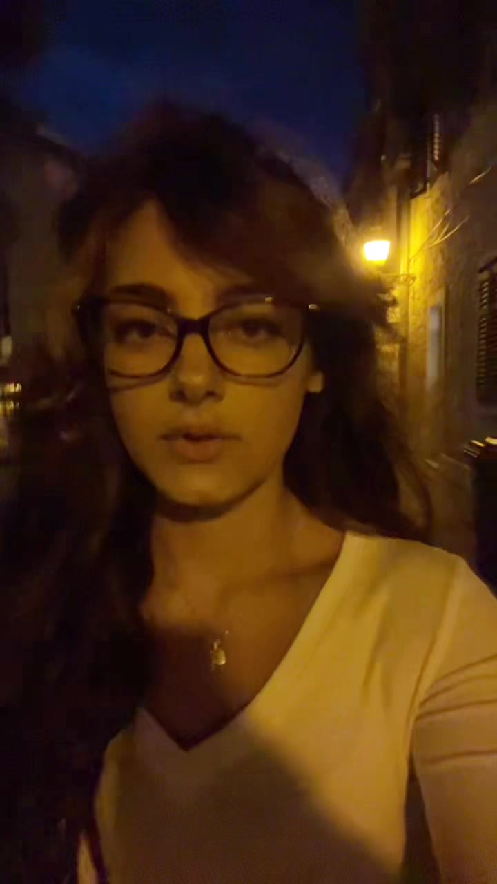 @⃟
