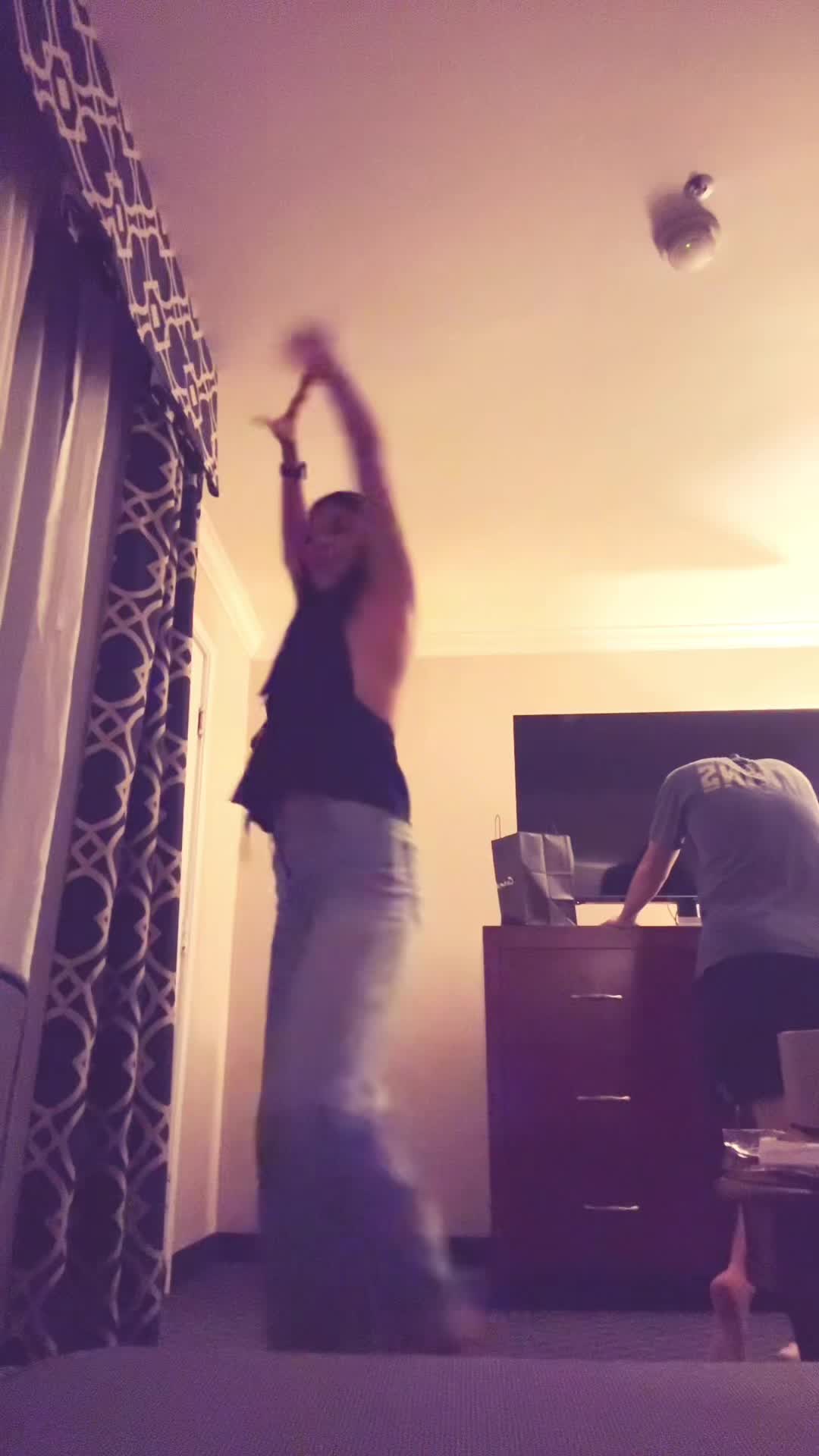 @nicolexanita