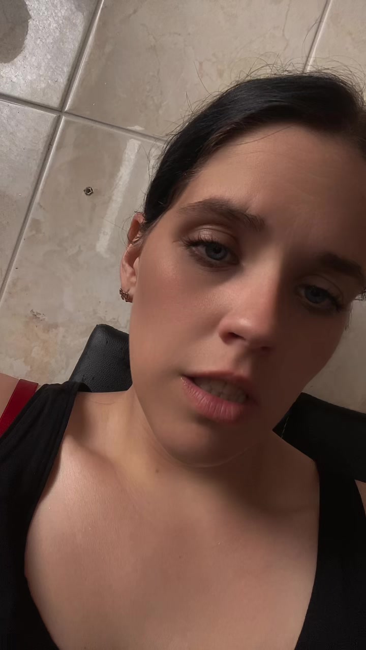 @Jeniffer🦋✨