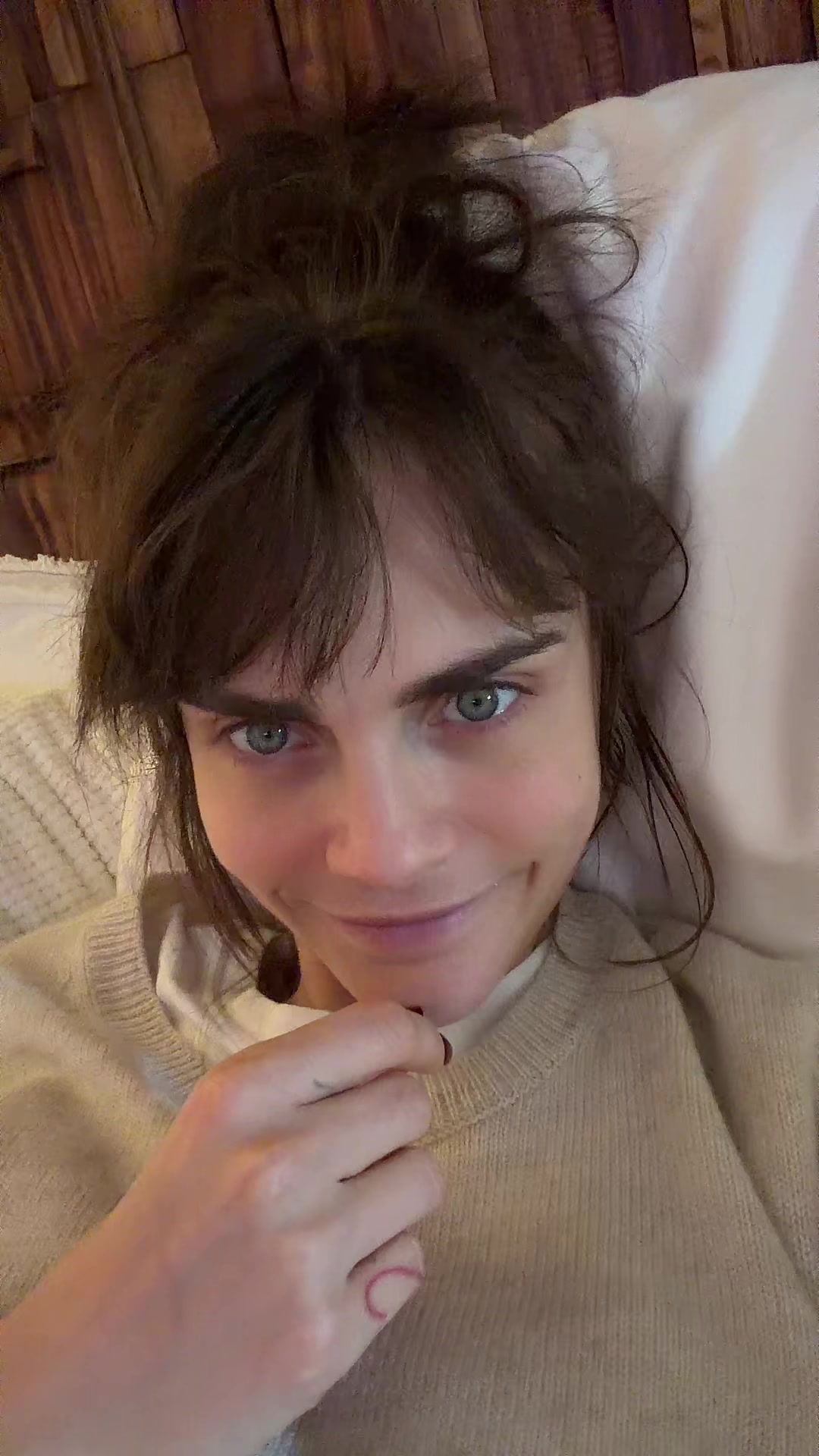 @Cara Delevingne