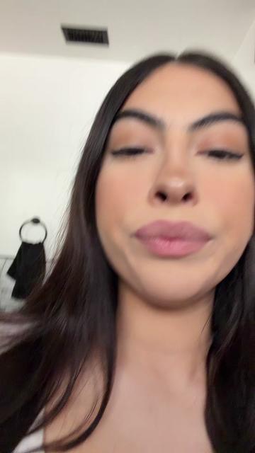 @yoitslalabanana