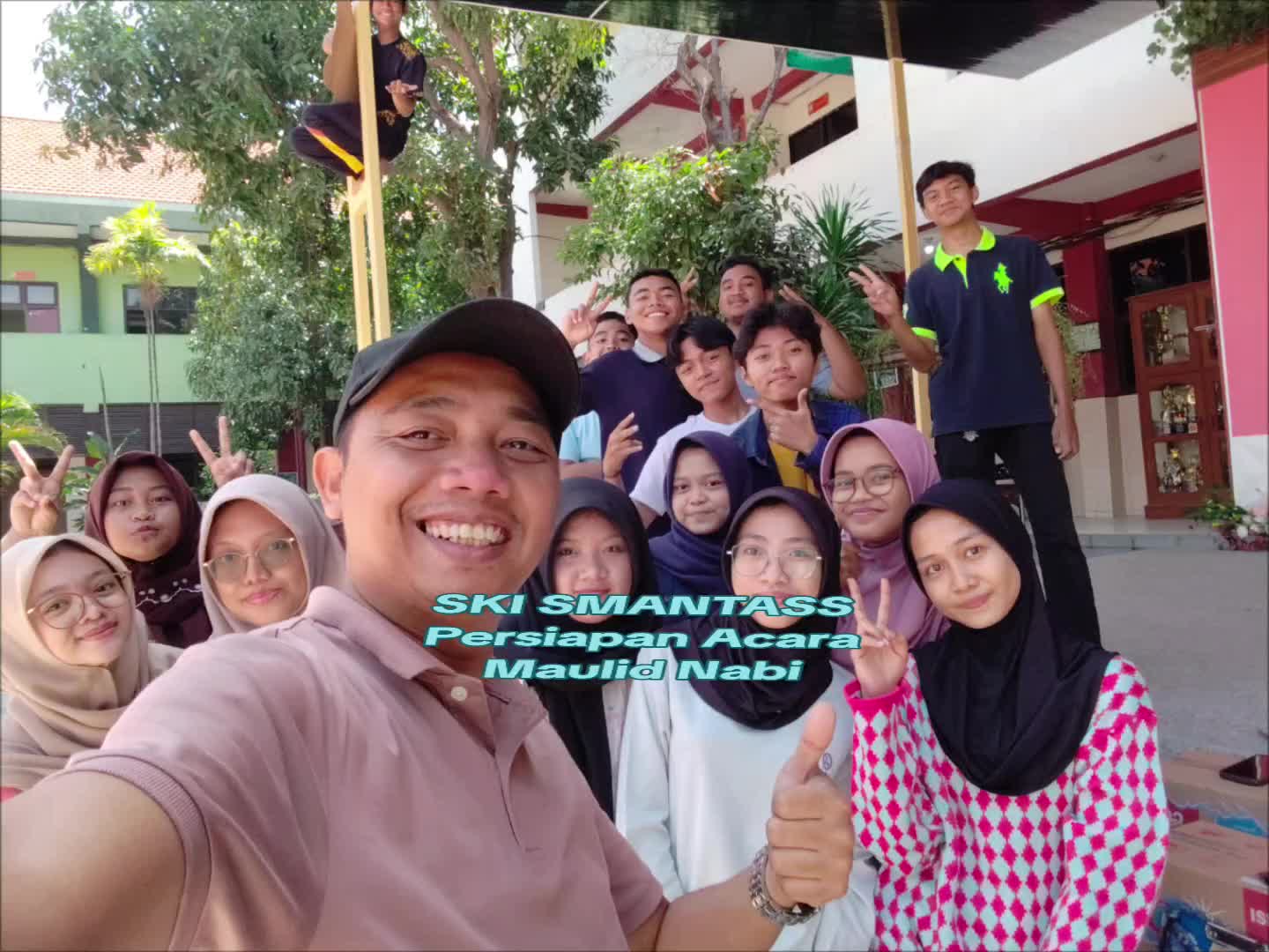 @Bang _J / Pak Zaenal SMANTASS