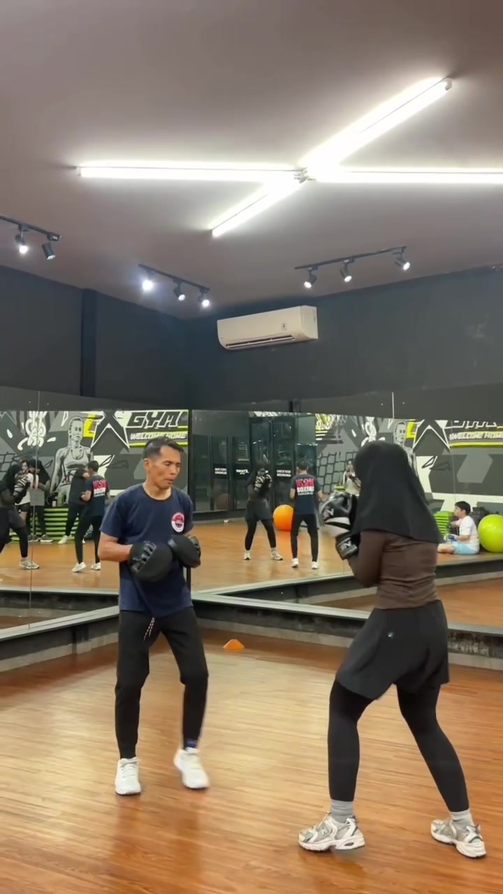 @Mba Mba Biasa