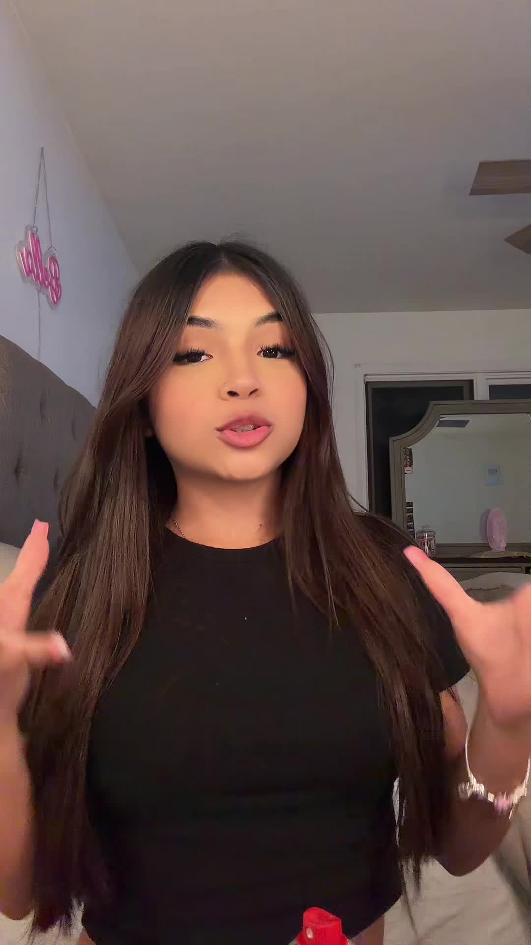 @izabella