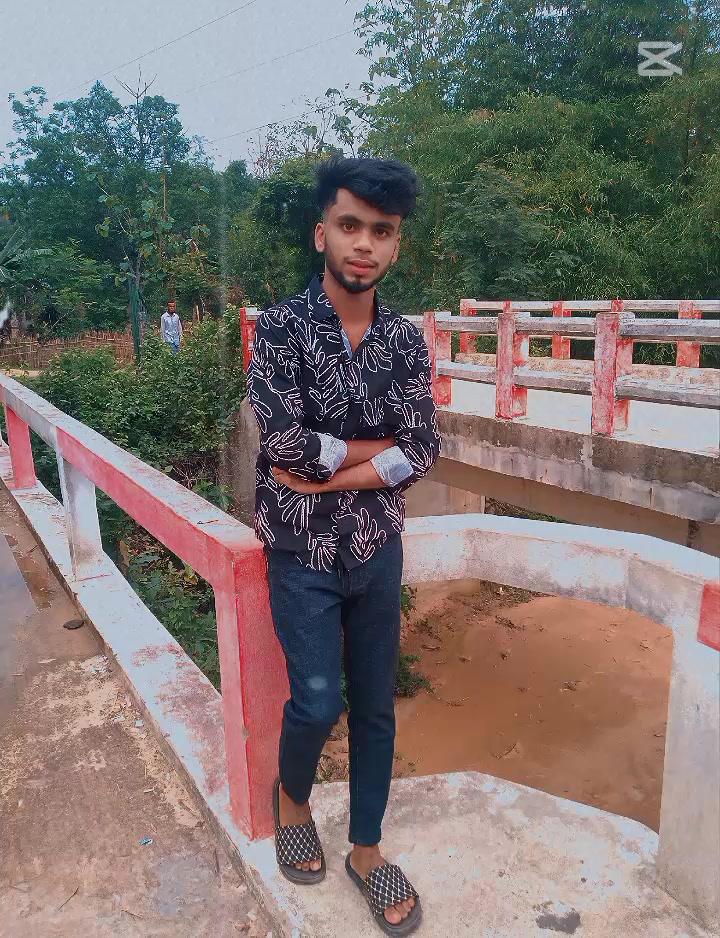 @💫--ₛᵢₘₚₗₑ b🙃y__💫