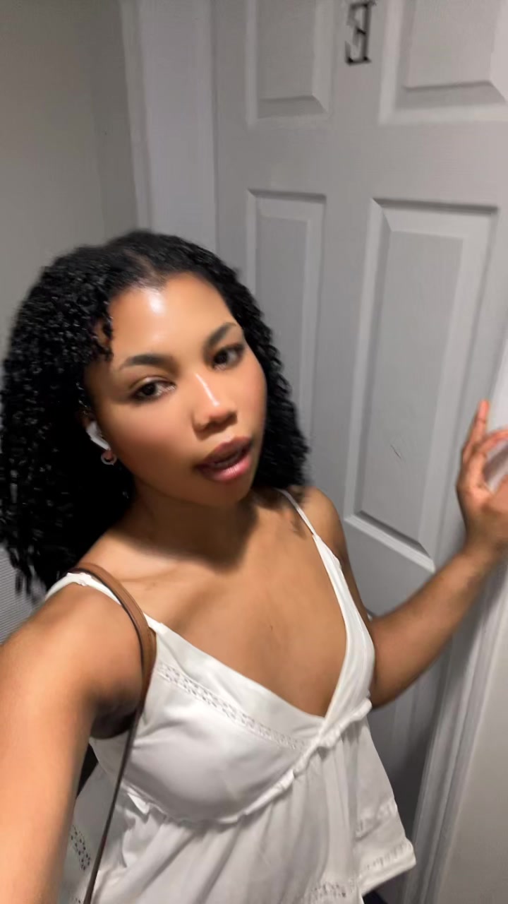 @Jenny Lee 001🇳🇬🇨🇦