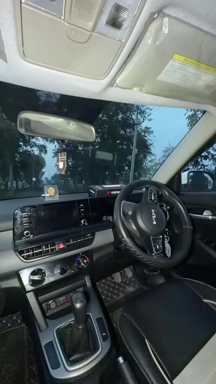 @Itskaur001