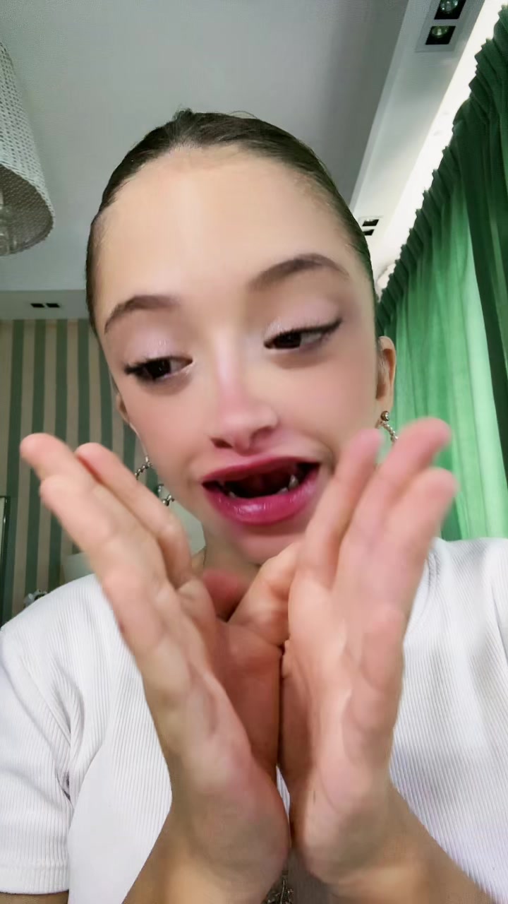 @priscila