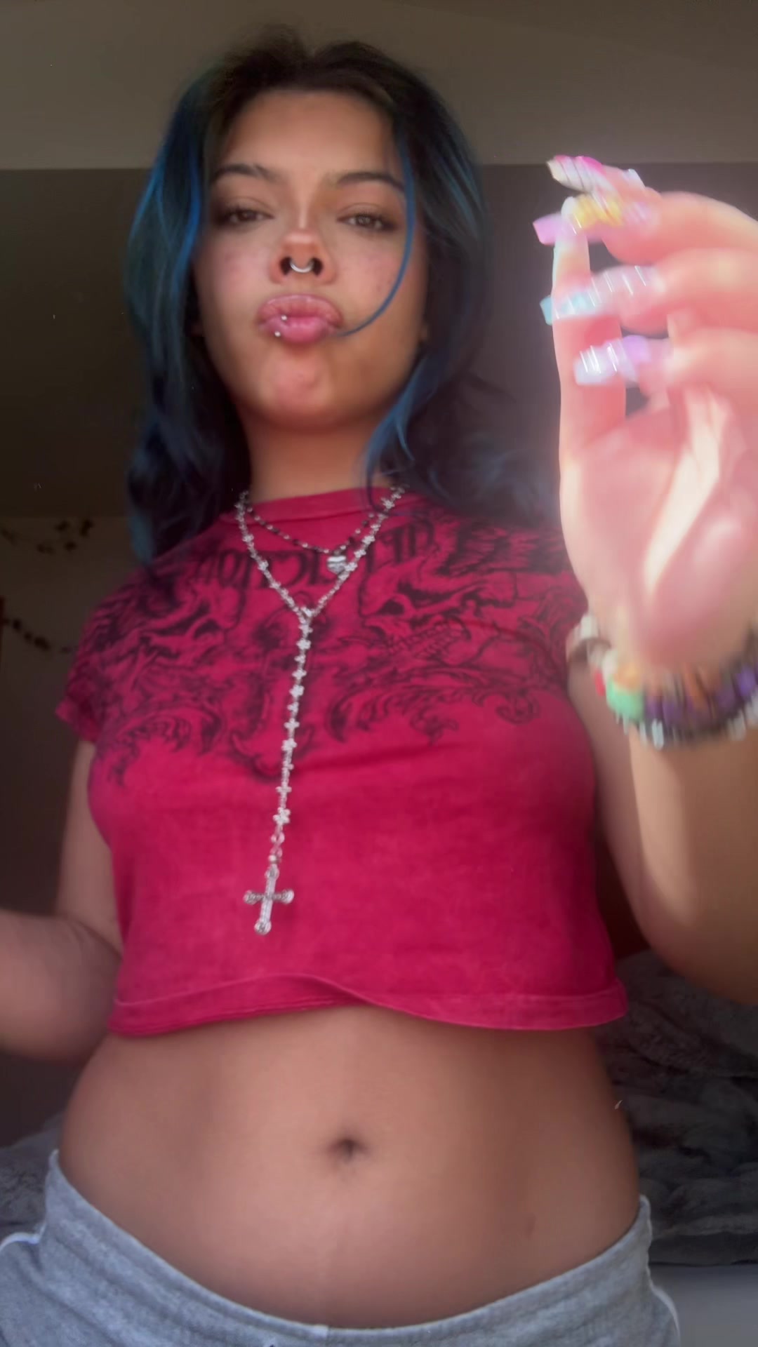 @Isabella