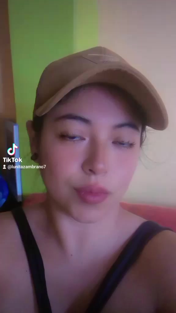 @Luna Zambrano