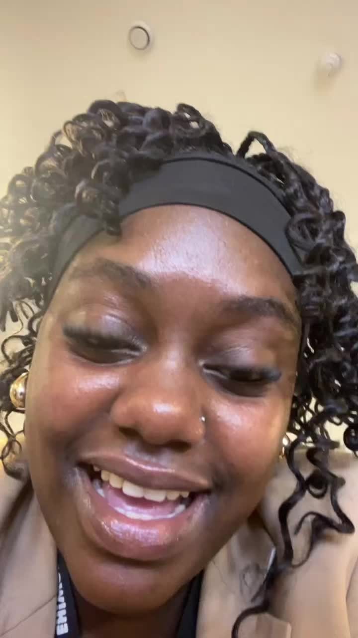 @Ayonelisa Msebenzi🦋
