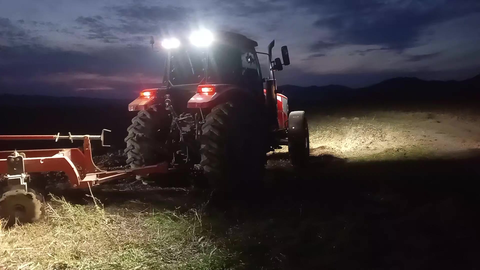 @Traktor_Aləmi