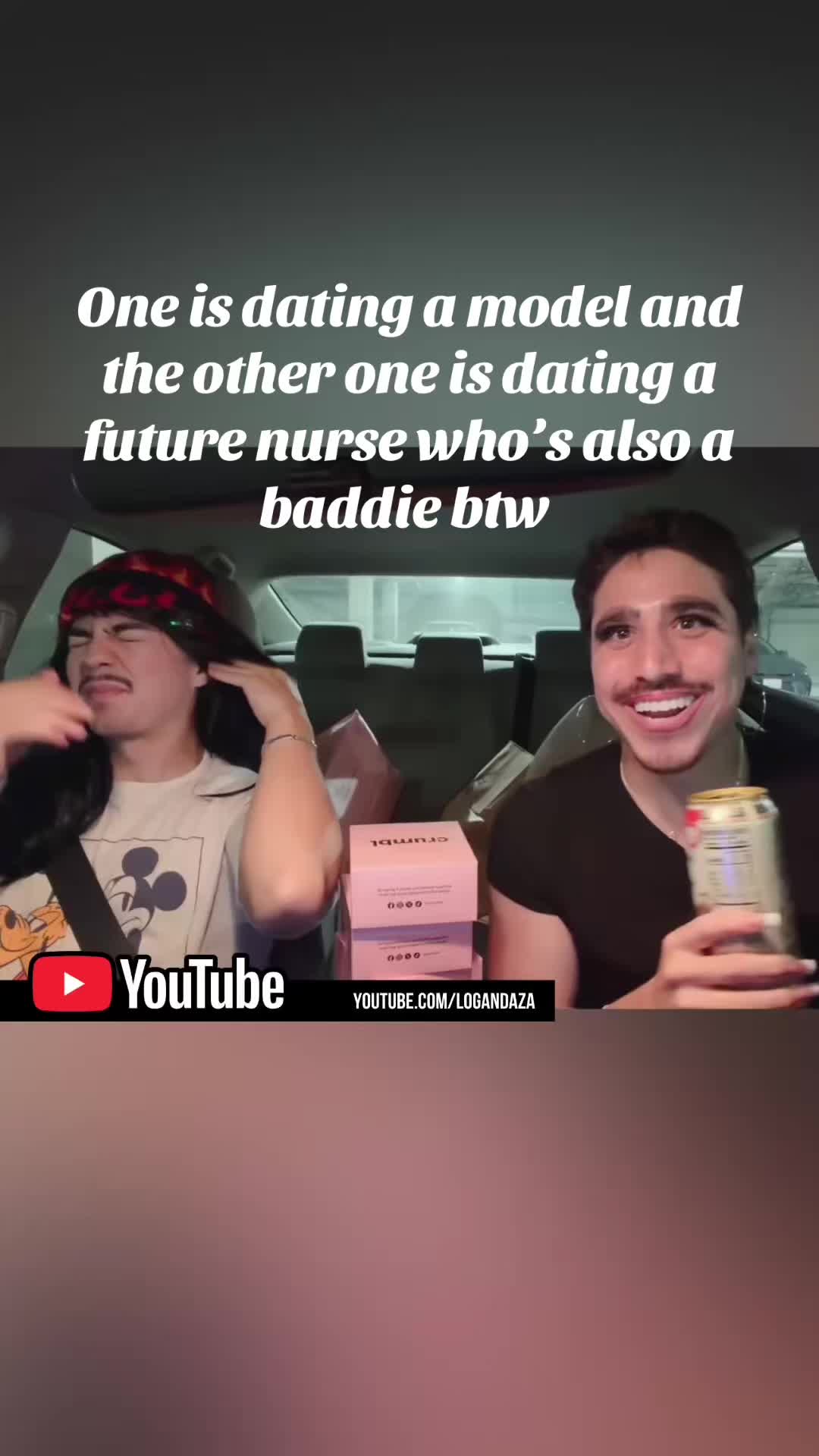 @🥳