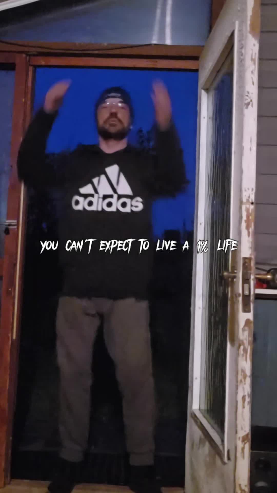 @MiguelG.