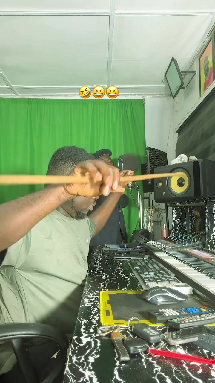 @HONEY BOY GH