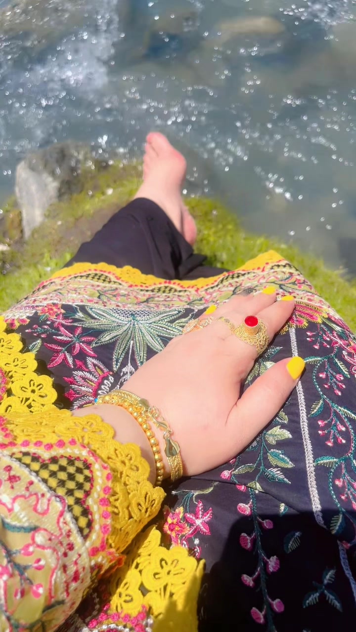 @Mehwish Khan🧿