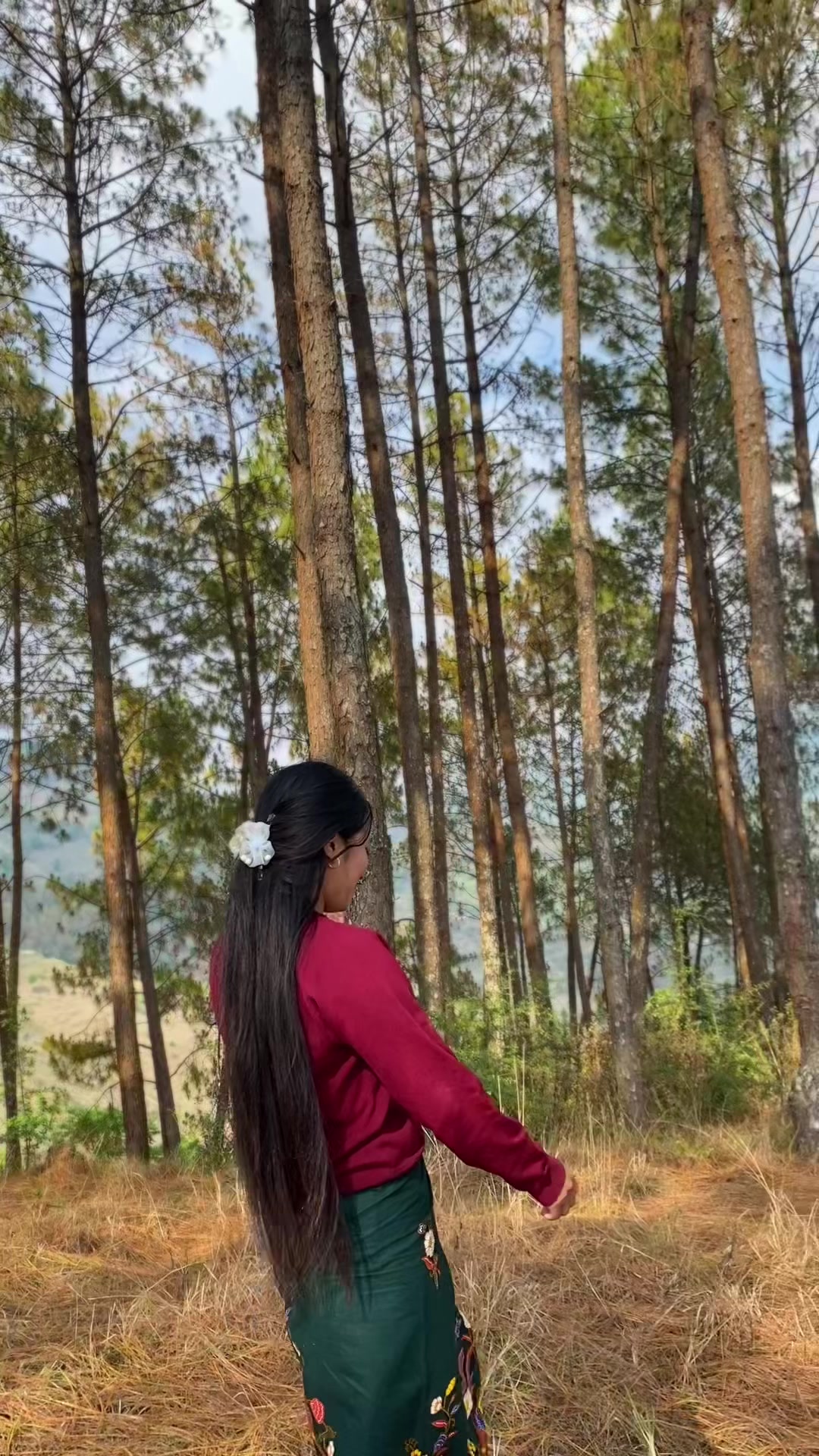 @अनुष्का मगर