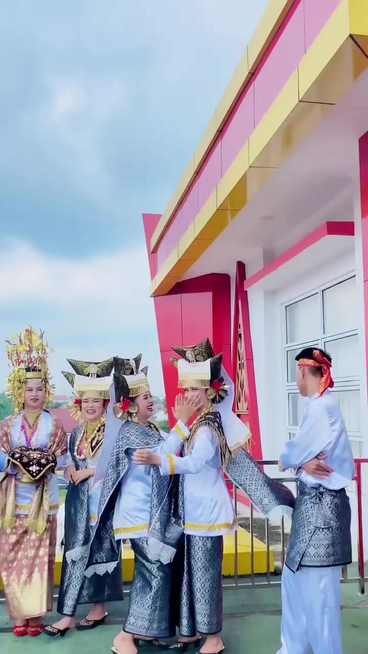 @Sanggar Seni Puti Tungga