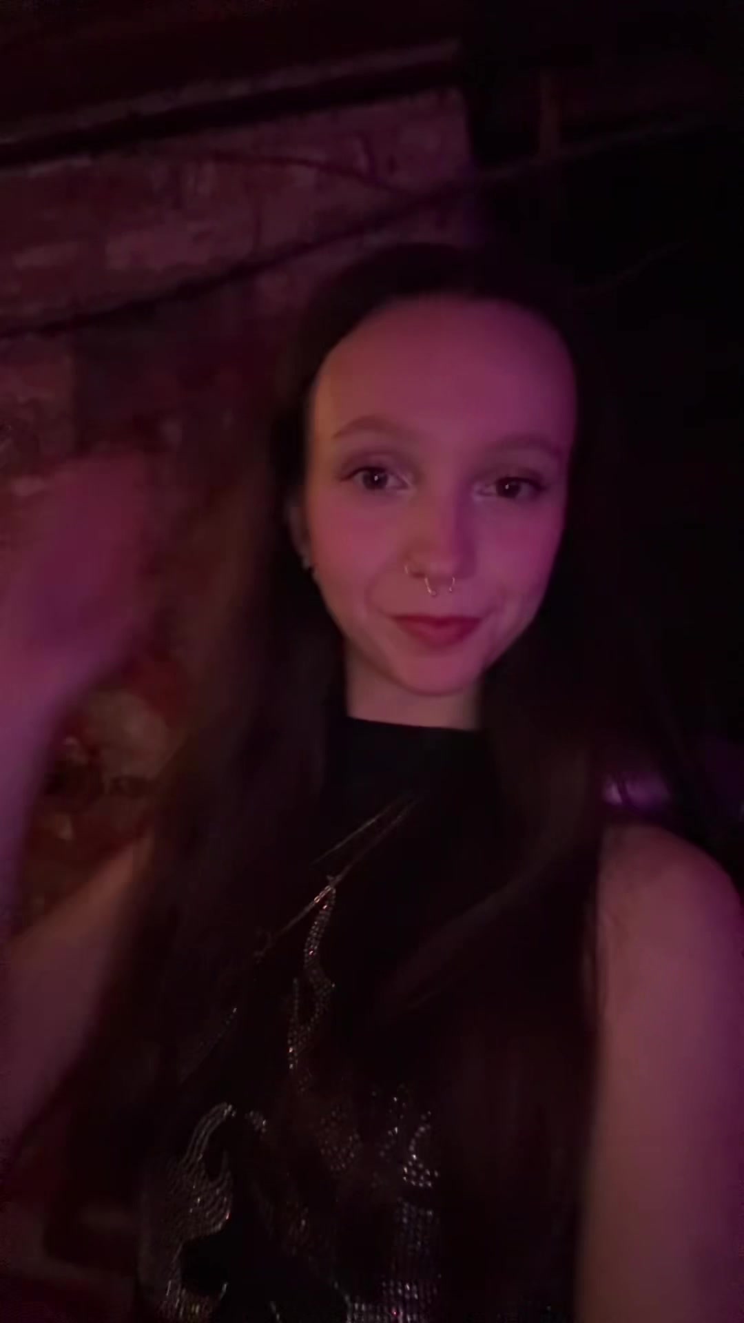 @chlo.