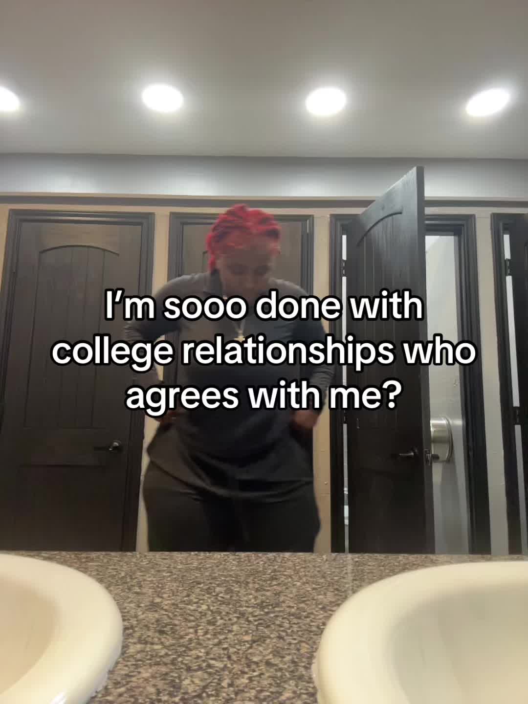@LT