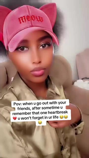 @MONICA SOMEONES HEADACHE 🇷🇼
