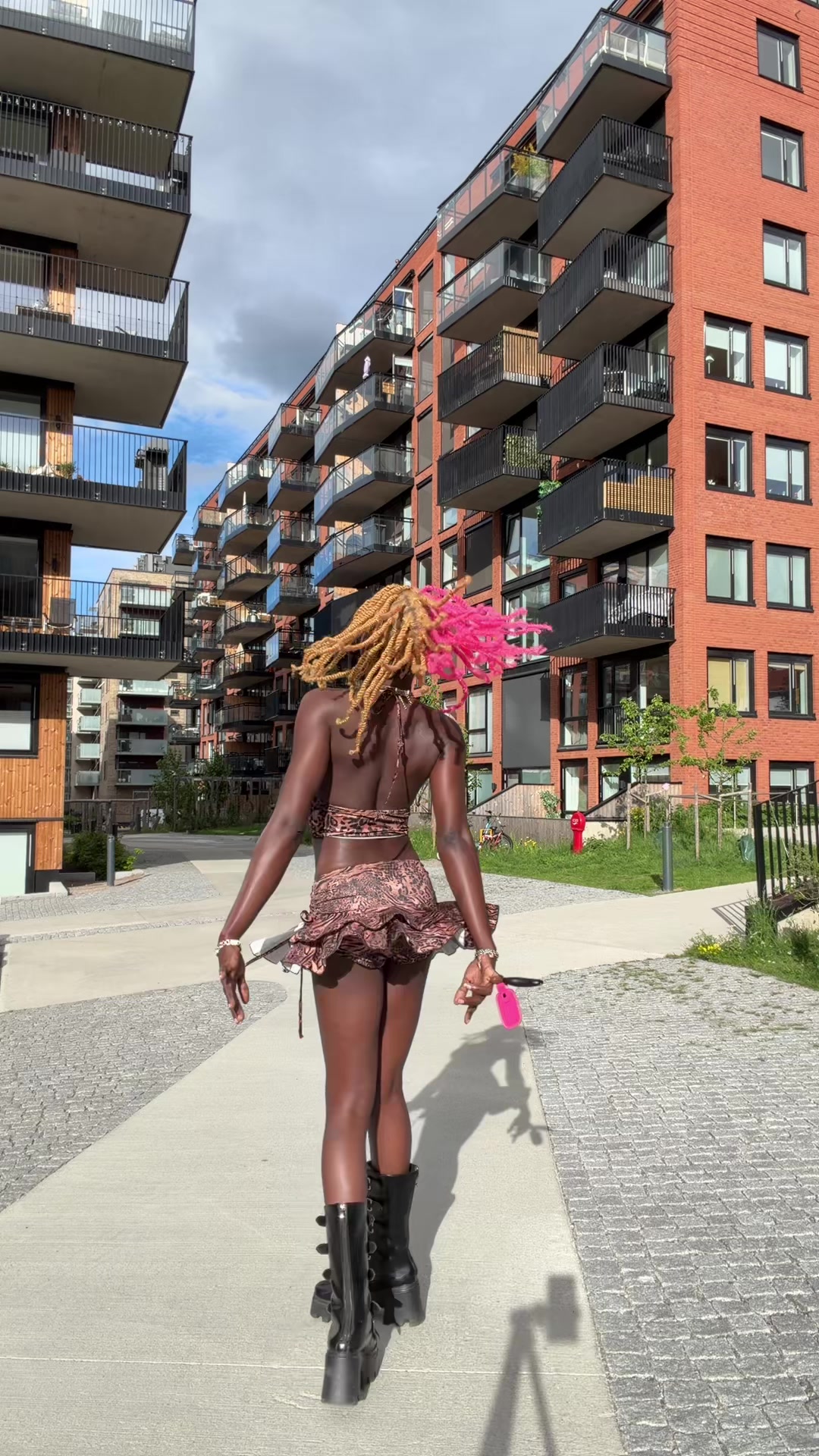 @West_Rs🧸🇳🇴🌷