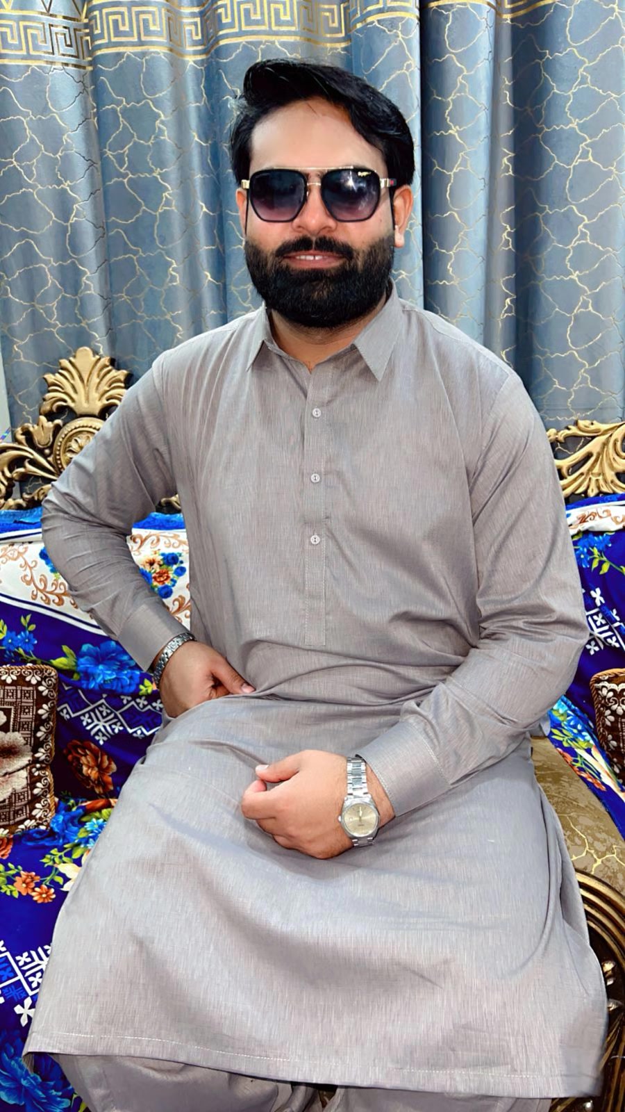 @zohaib Qureshi