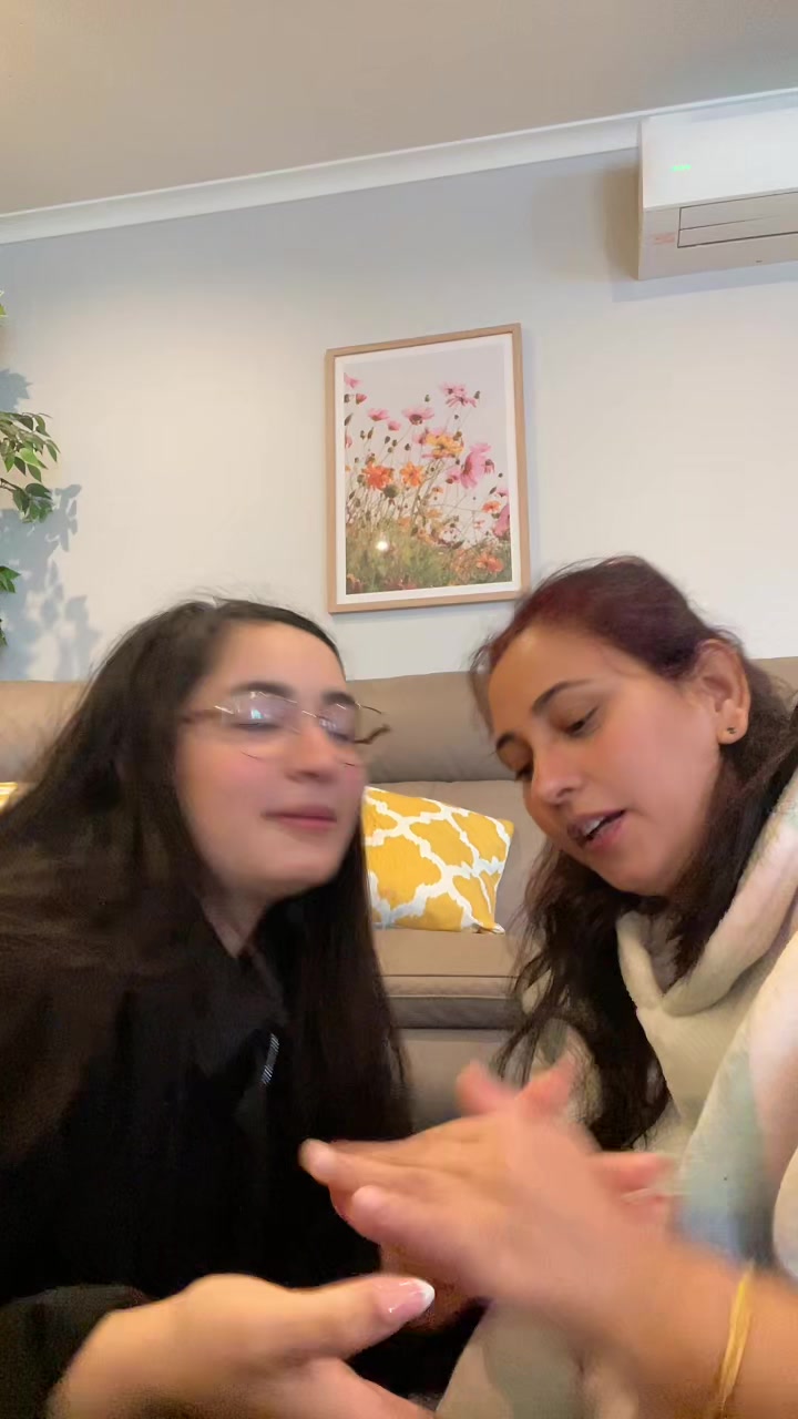 @Sabriti🇳🇵