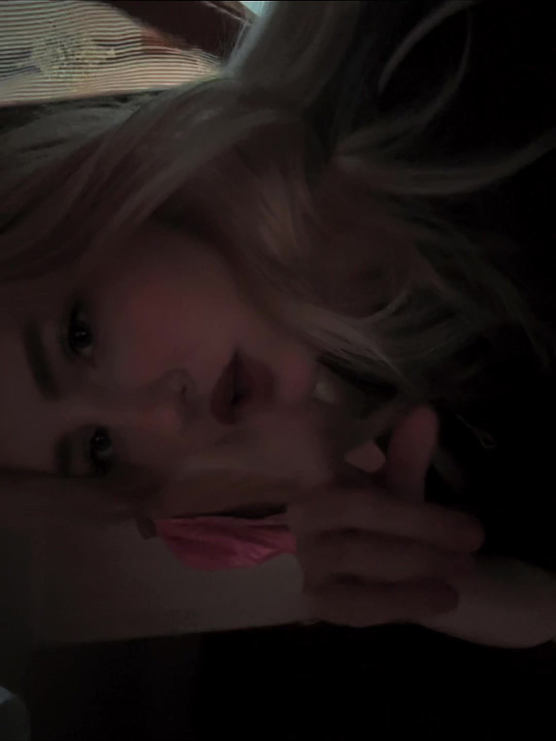 @🥀