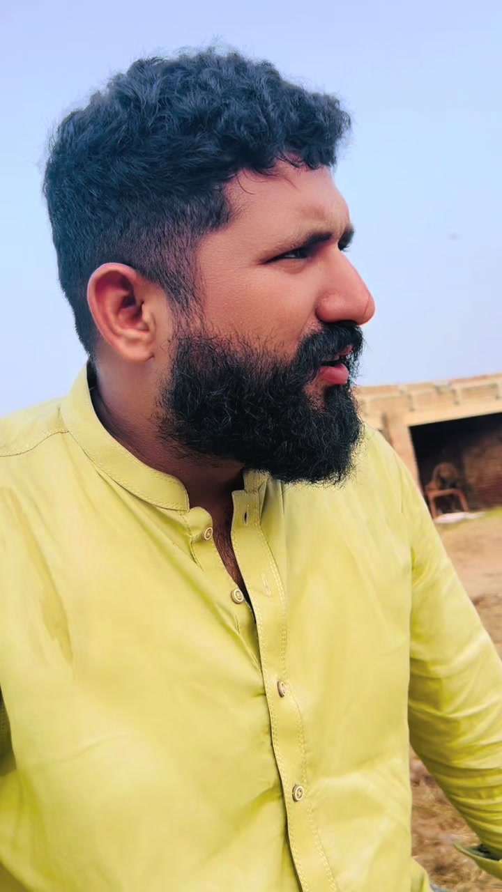 @زیبی راجپوت🔥🇴🇲