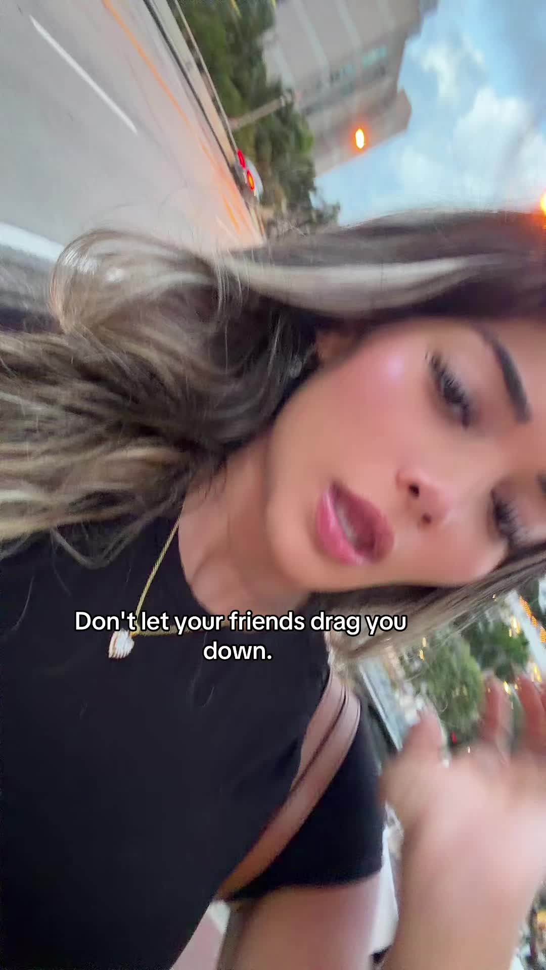 @Ella