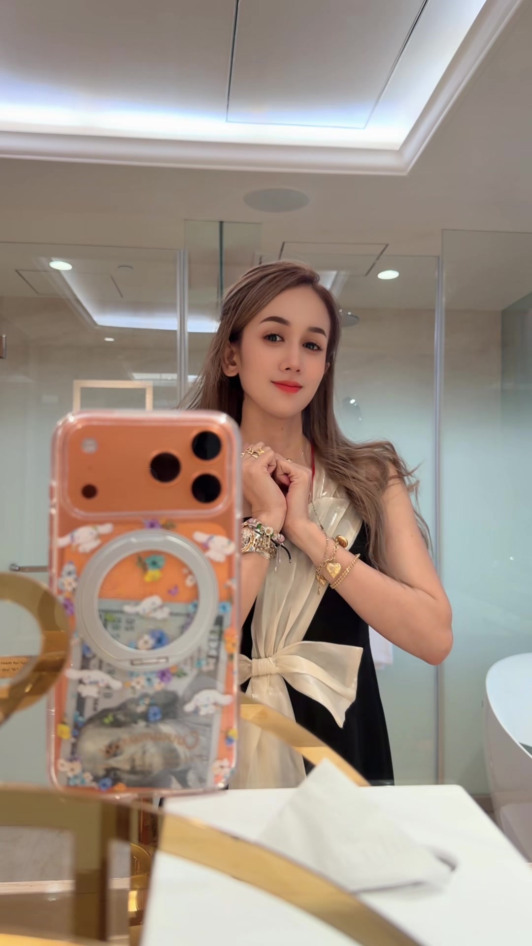 @🛍️A L E X A 俐筑✈️