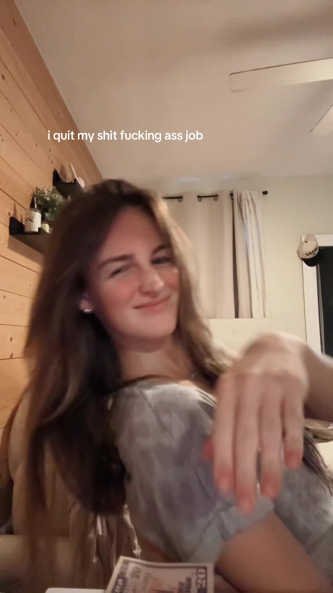 @hayley🐝