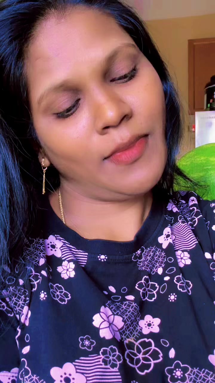 @GaYaThRI❤️ MaNiKAnDaN ❤️🇨🇦☃️