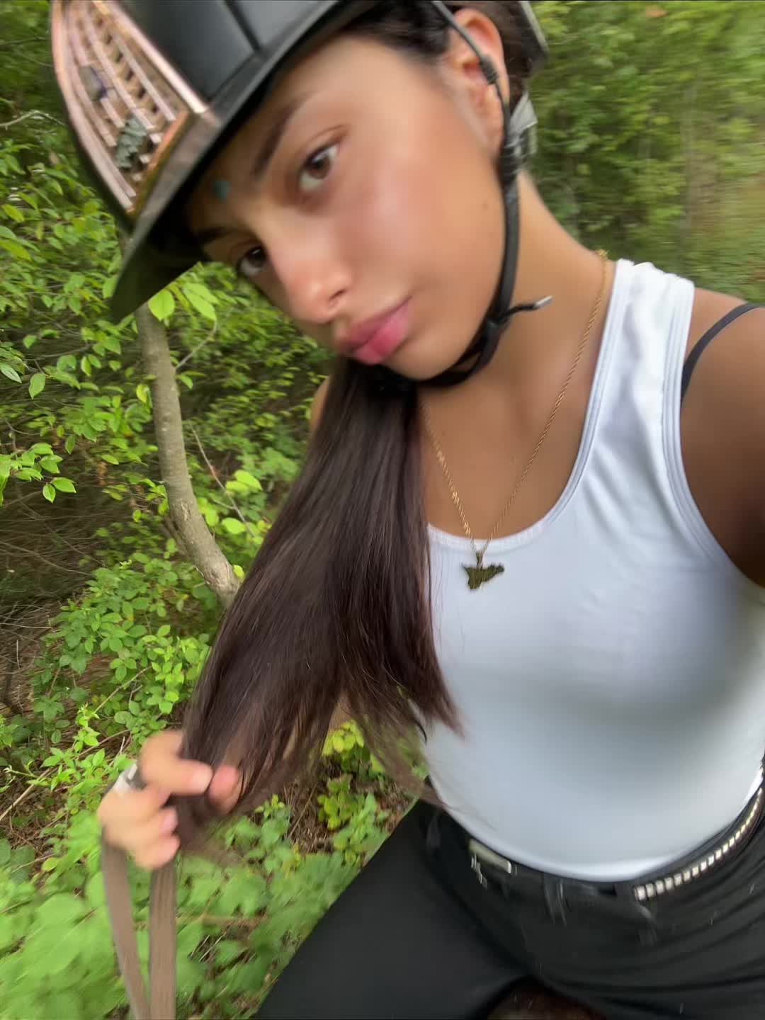 @𝗔𝗹𝗶𝗰𝗲💋
