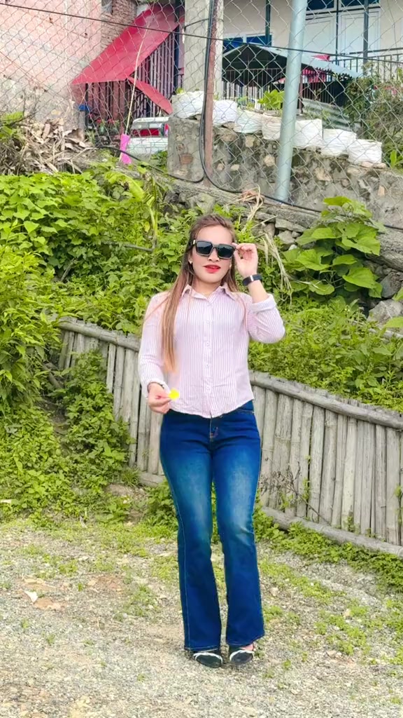 @kaviya❤️👑🌸🌸