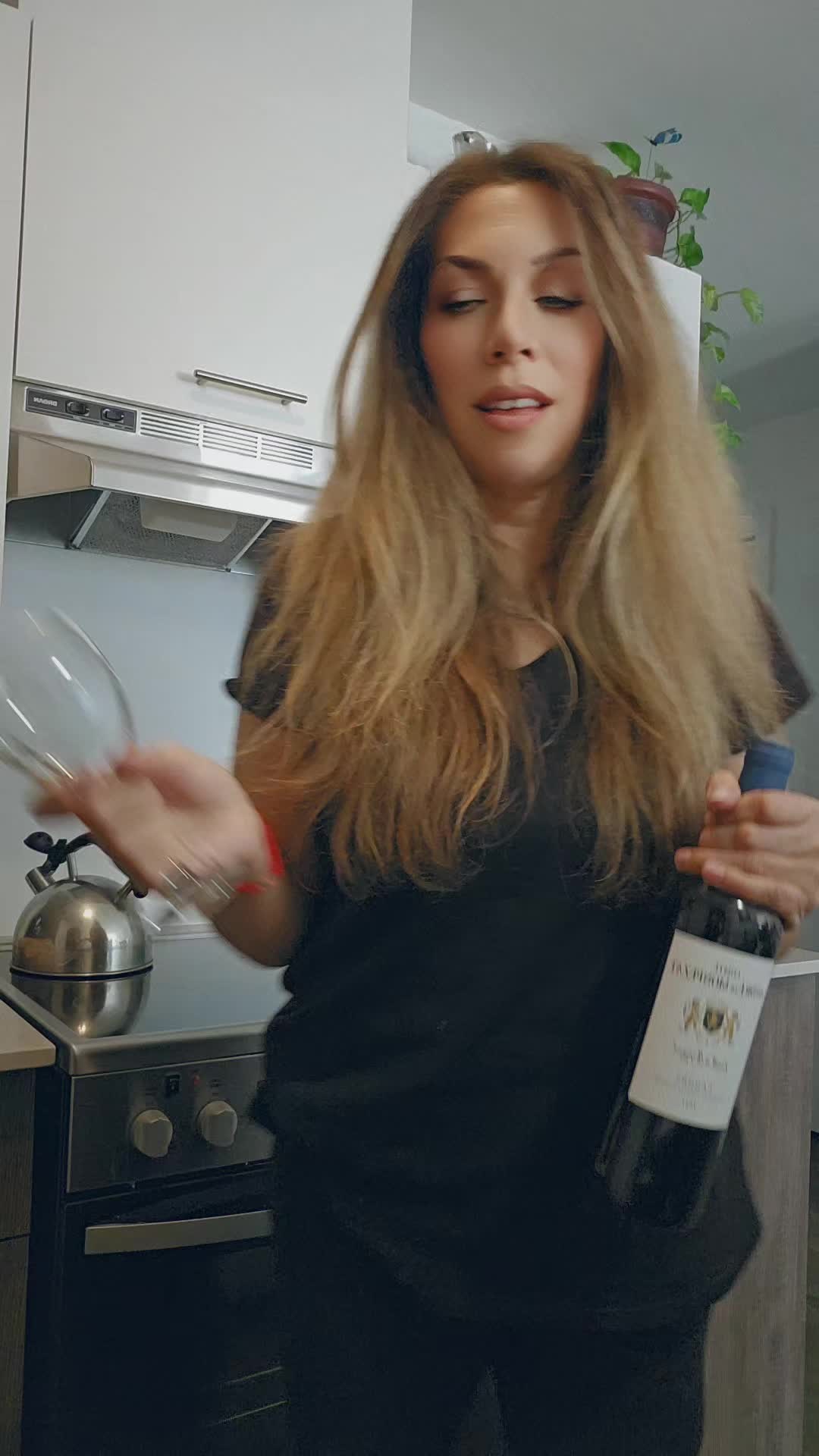 @Mary Szapiro