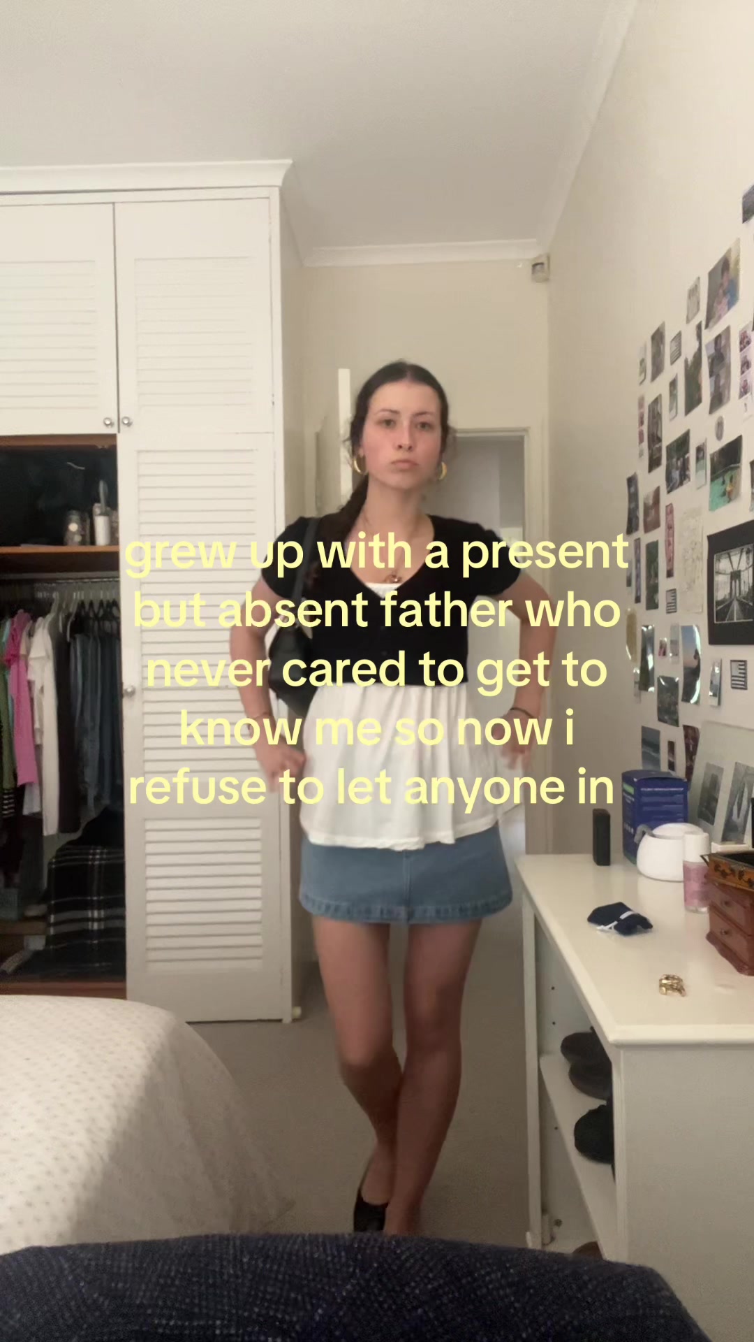 @ℰ