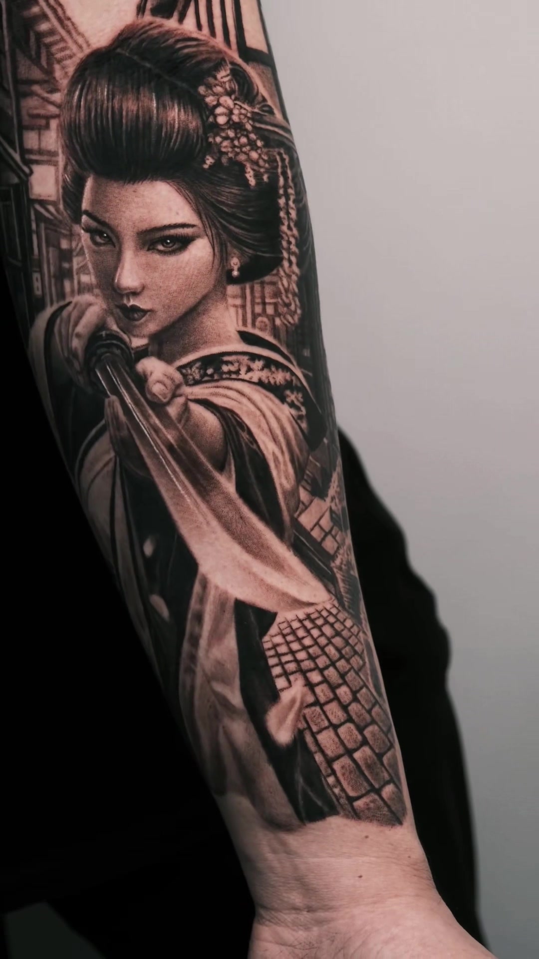 @Karlvtattoo