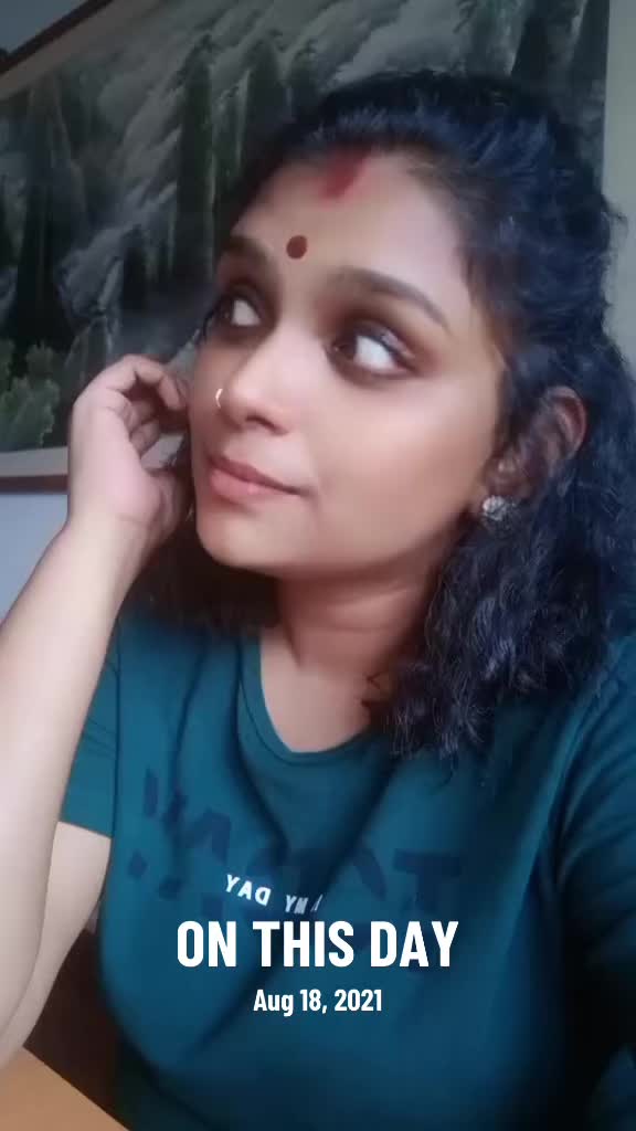 @Gayathiri_Thevar
