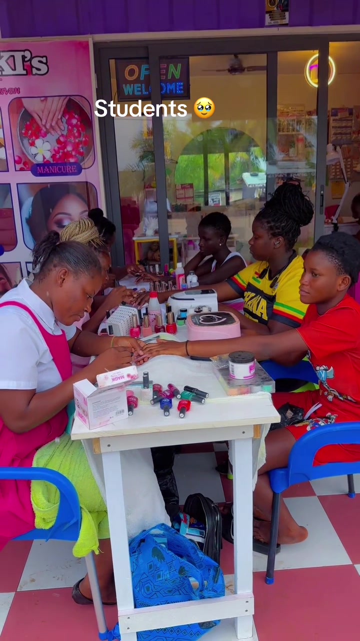 @Adwoa Kiki🍒Ashalaja nailtech
