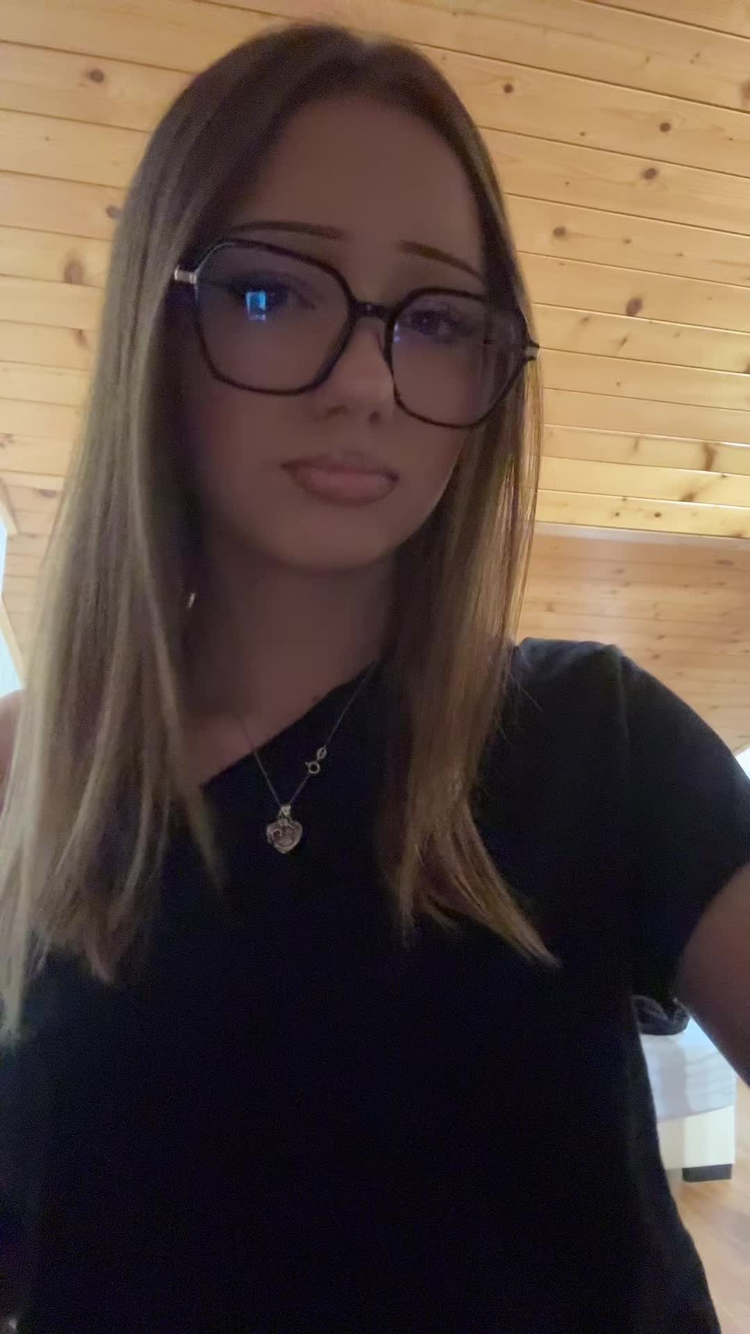 @agisia✨
