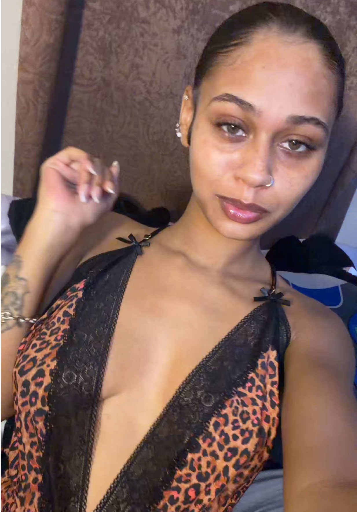 @Azariaaaa
