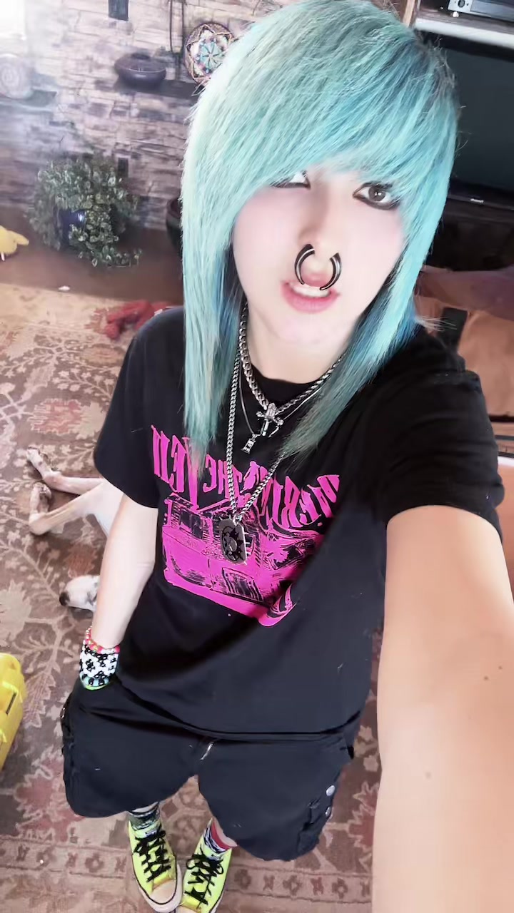 @Xx_CHARLI_CLAWS_xX