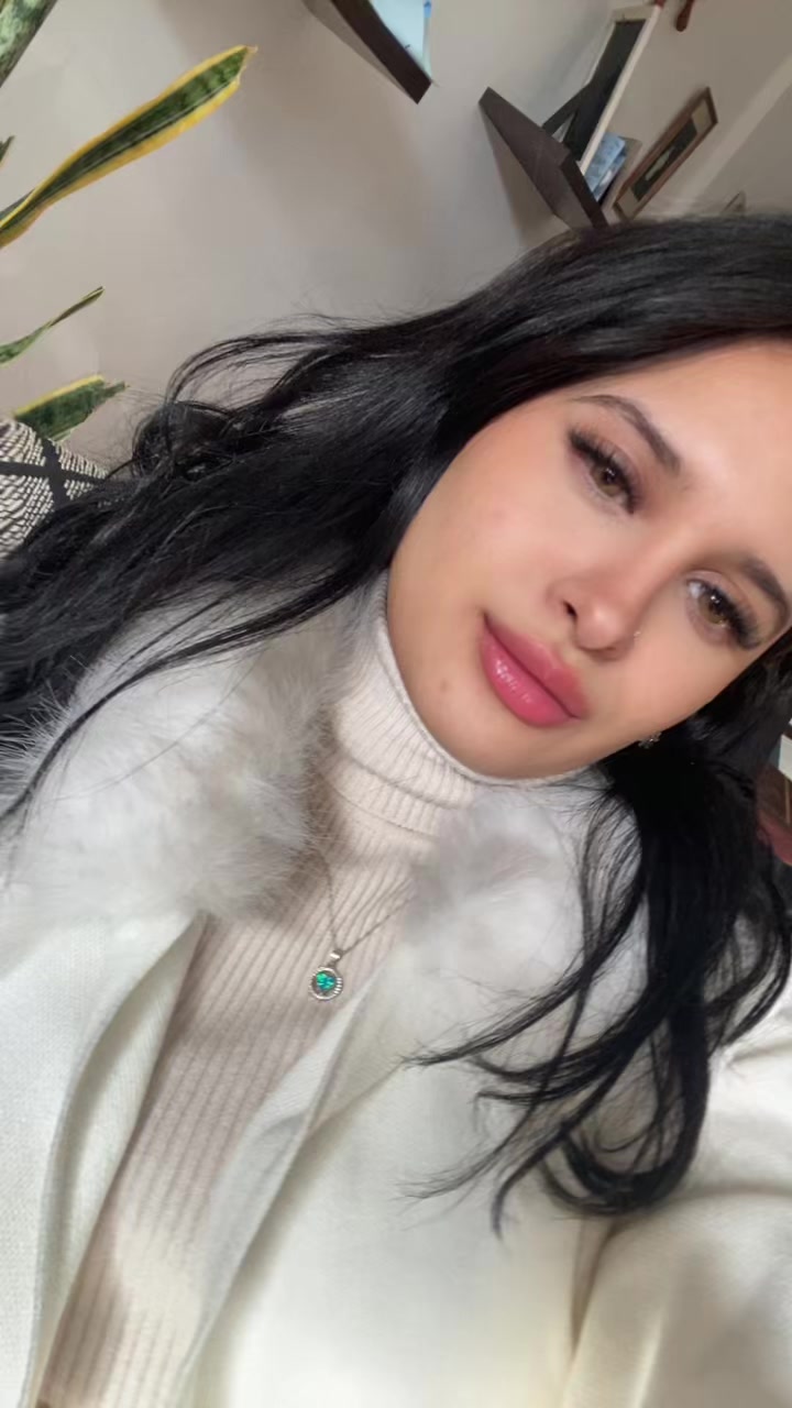 @Clau Ybanez