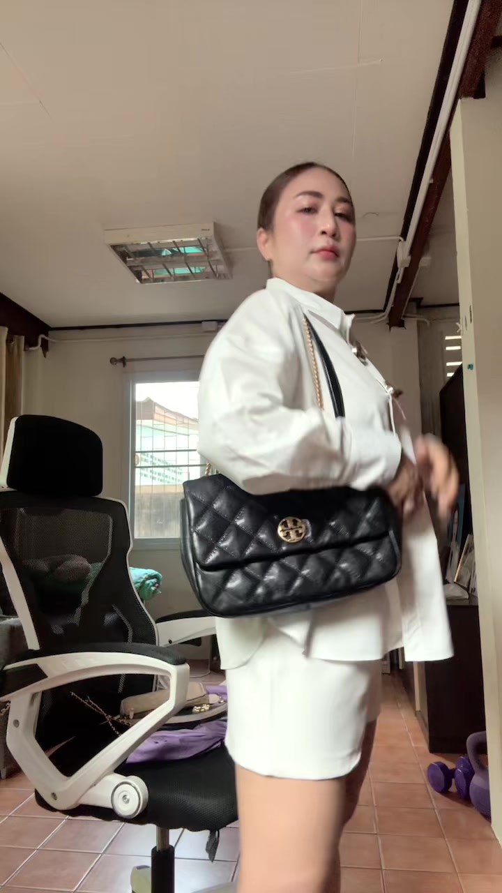 @ความสุขระหว่างก้าว 🤍🤍