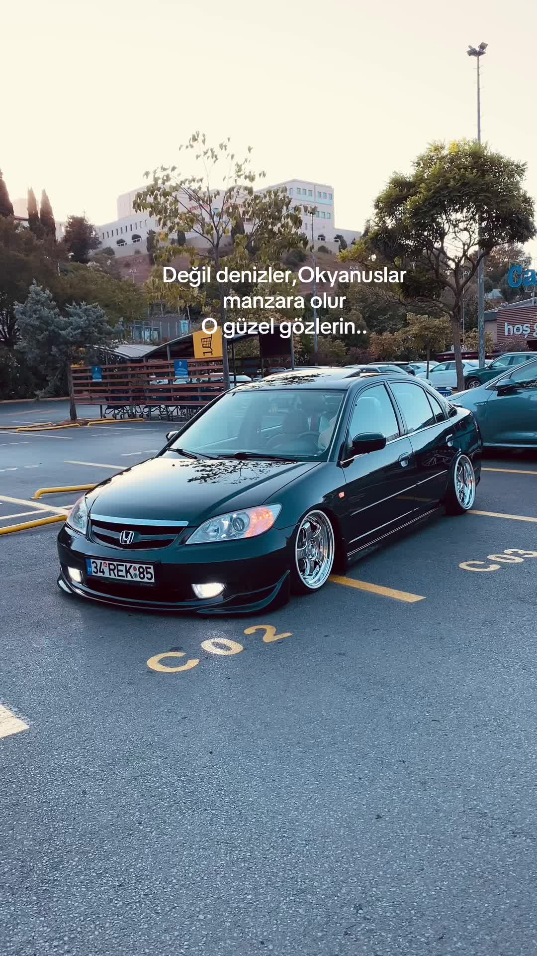 @Kaan Öz